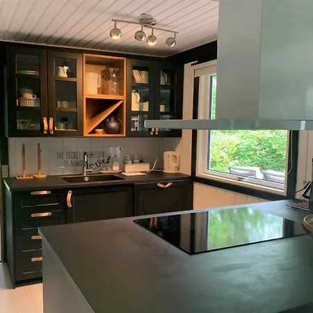 Sybilla - 600m From The Sea By Interhome *